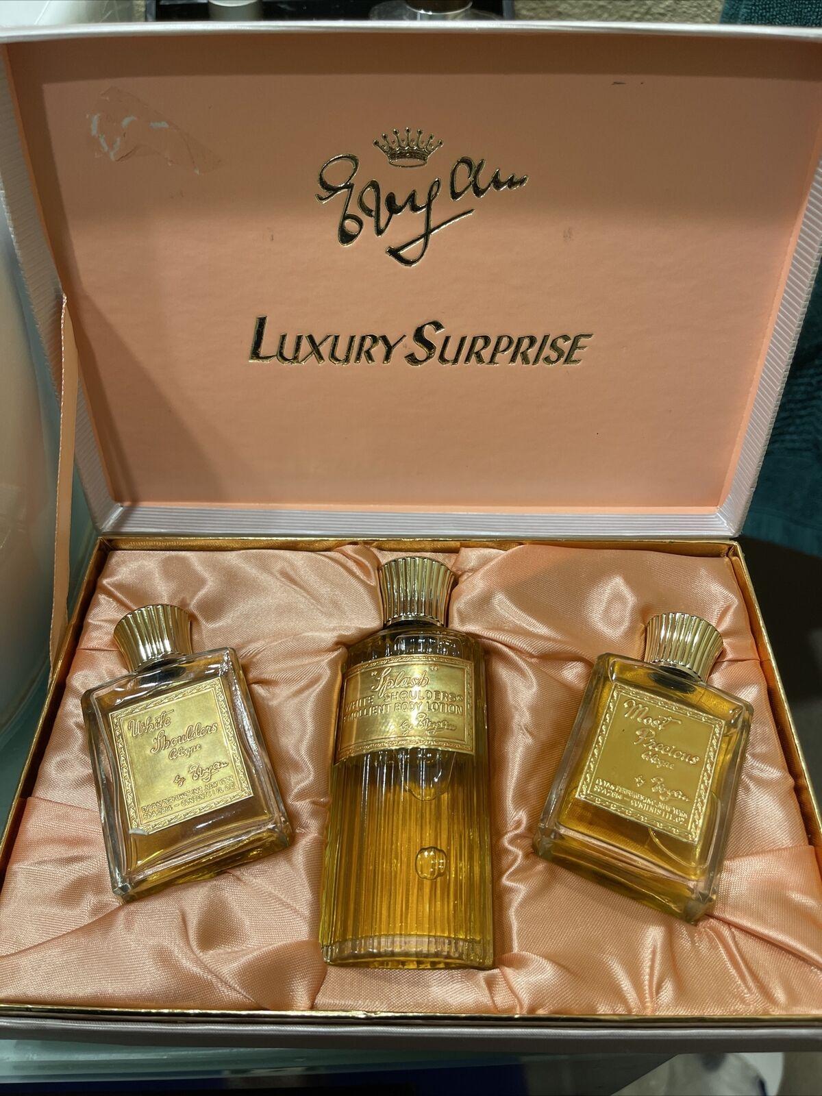 white shoulders Luxury perfume vintage Gift Set BNIB PARFUMEWORLD VHTF