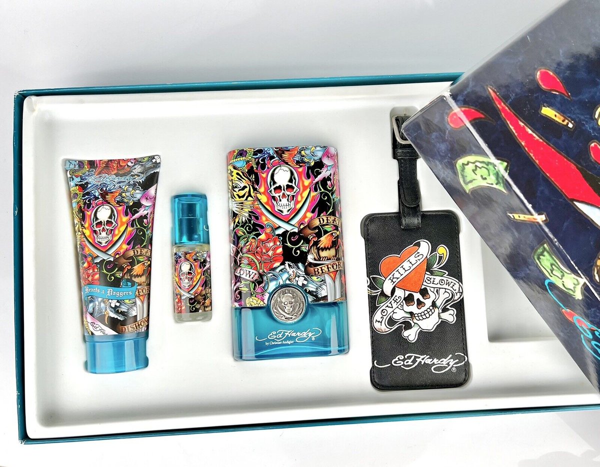 Ed Hardy Hearts & Daggers Men Cologne 4 Piece Gift Set Box 3.4oz Mini Travel Tag